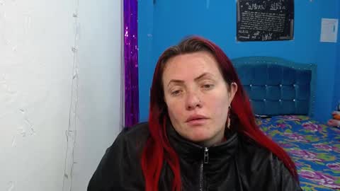 Carolinhe  online show from 02.04.26