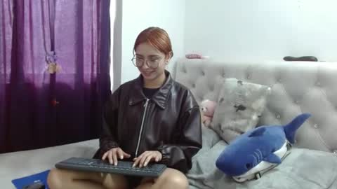 Snapshot of carolinnapinkman chatting on 02.24.26 carolinnapinkman online show from 02.24.26