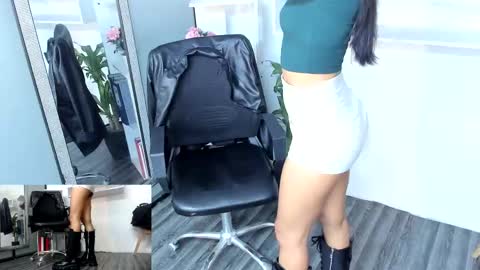 Caro online show from 03.04.25