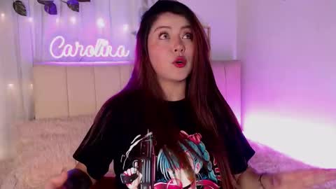 Snapshot of caromartiinnez chatting on 10.23.25    online show from 10.23.25