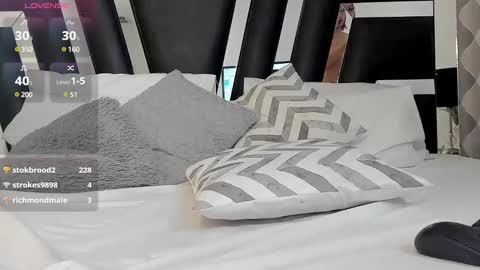 Caro Gmez  online show from 02.22.25