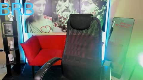 Snapshot of carrie_roses chatting on 10.28.25 carrie_roses online show from 10.28.25