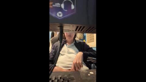 Snapshot of carter10101000 chatting on 11.10.25 carter10101000 online show from 11.10.25