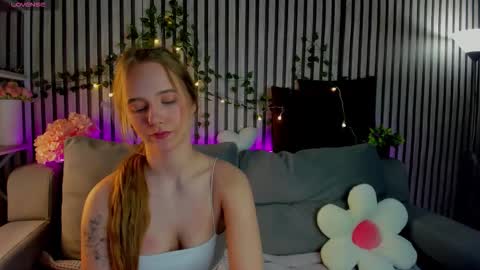 Casey sweeet online show from 03.11.26