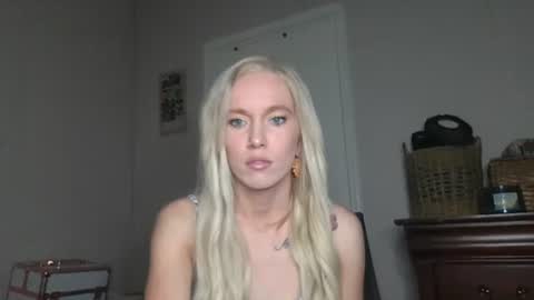 Casey Lakes online show from 10.30.25