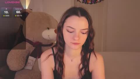 Snapshot of caseykissing chatting on 11.07.25 caseykissing online show from 11.07.25