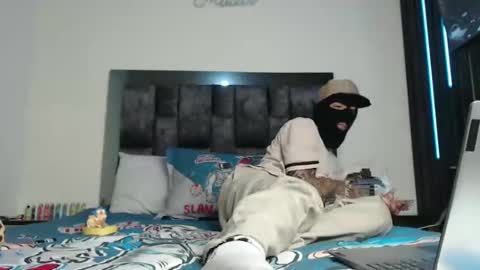 Snapshot of cash_master77 chatting on 01.05.25 Cash Master777 online show from 01.05.25