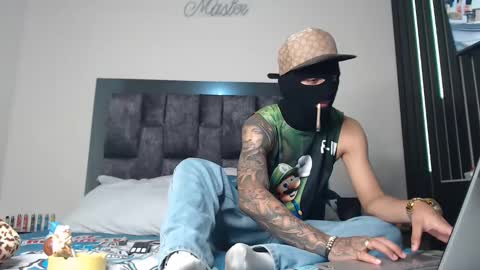 Snapshot of cash_master77 chatting on 01.11.25 Cash Master777 online show from 01.11.25