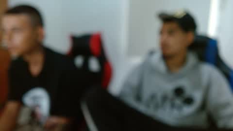 Snapshot of cash_master_nino chatting on 10.28.25 master Nino online show from 10.28.25