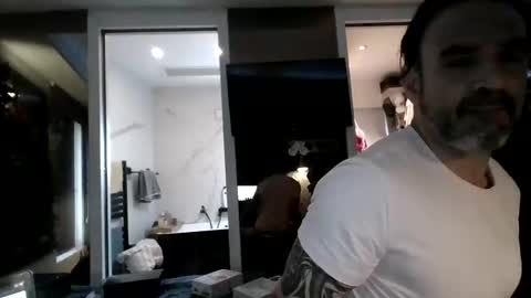 Snapshot of cassandra06400 chatting on 10.15.25 cassandra06400 online show from 10.15.25