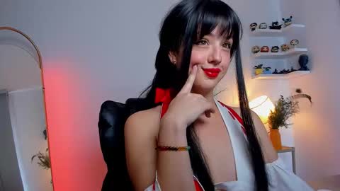 Cassie online show from 10.31.25