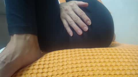 Cassandra joy online show from 12.16.25