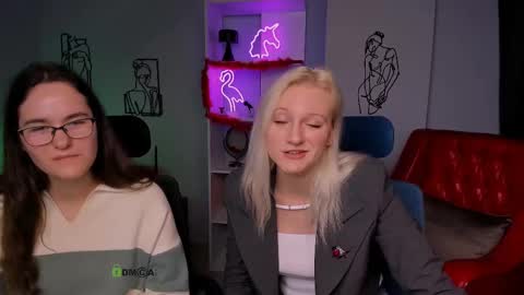 Snapshot of cassandra_w chatting on 03.12.25 Cassandra or call me Cassy online show from 03.12.25