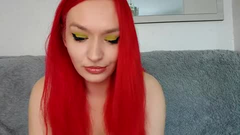 Snapshot of cassandratate chatting on 02.04.25 Casey Chris online show from 02.04.25