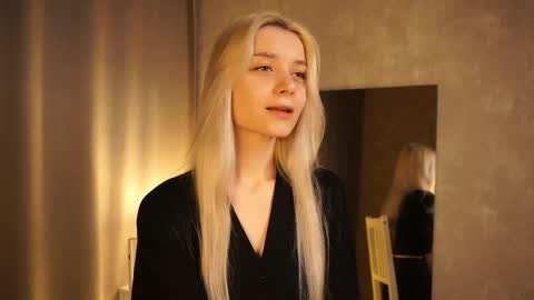 Snapshot of cassie130505 chatting on 02.22.25 Cassie online show from 02.22.25