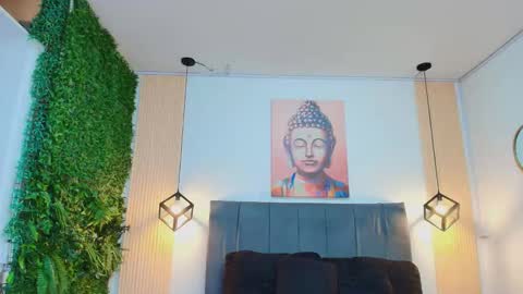 cassie_bloom online show from 12.19.25