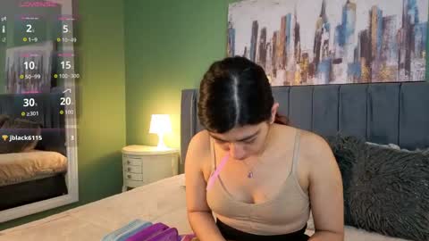 Snapshot of cassie_bloom chatting on 04.30.26 cassie_bloom online show from 04.30.26