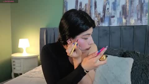Snapshot of cassie_bloom chatting on 06.05.26 cassie_bloom online show from 06.05.26
