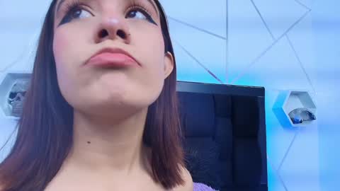 Cassie Jones online show from 01.02.25