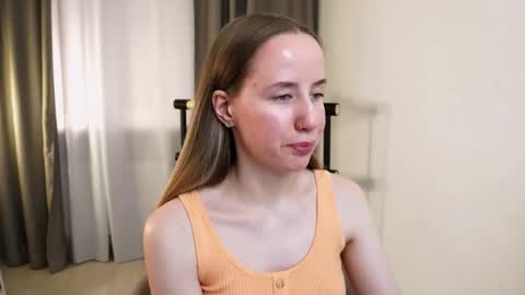 Snapshot of cassie_kelman chatting on 10.12.25 Cassie online show from 10.12.25