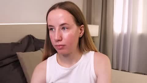 Snapshot of cassie_kelman chatting on 10.15.25 Cassie online show from 10.15.25