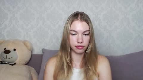 Tina online show from 09.21.25