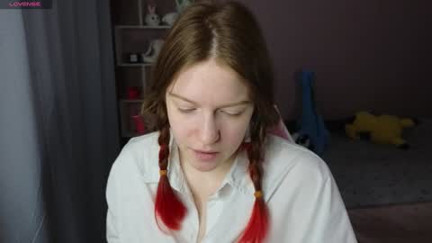 Snapshot of cassiejuice chatting on 12.04.24 Cassie online show from 12.04.24