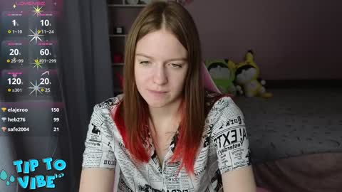 Snapshot of cassiejuice chatting on 12.09.24 Cassie online show from 12.09.24