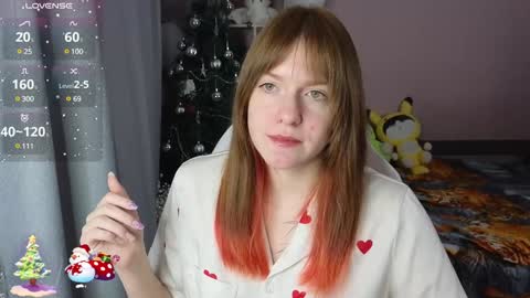 Snapshot of cassiejuice chatting on 01.05.25 Cassie online show from 01.05.25