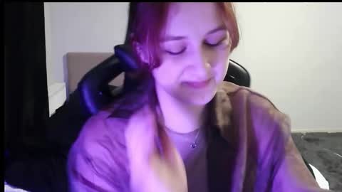 Cassie and Katherine Blonie online show from 02.18.26