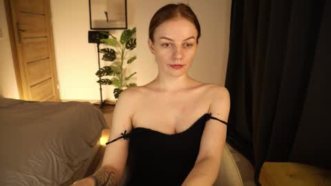 Snapshot of cassiekelly chatting on 03.26.26 Cassie online show from 03.26.26