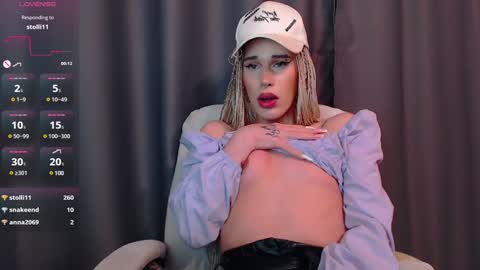 Snapshot of cassiemich chatting on 12.10.24 Cassie online show from 12.10.24