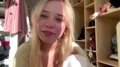 Olivia online show from 02.25.26