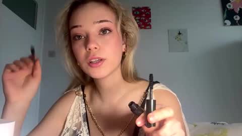 Olivia online show from 03.08.26