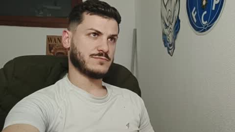 Snapshot of casual_mike chatting on 03.30.26 Mike Moreira online show from 03.30.26