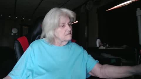 cat online show from 02.14.25