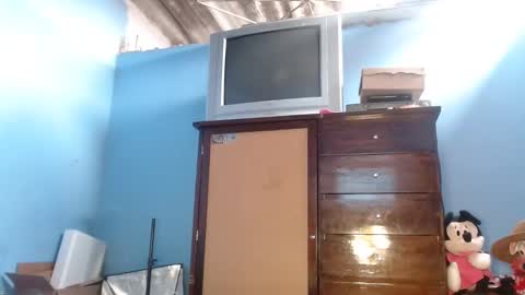 cat woman05 online show from 03.05.25