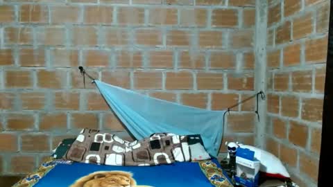 Snapshot of cata_018 chatting on 11.05.25 catalina online show from 11.05.25