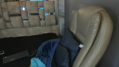 cata black online show from 04.18.26