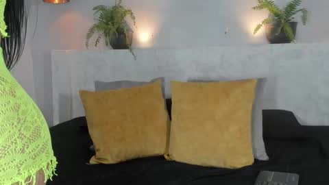 Snapshot of cata_gil1 chatting on 11.12.25 cata_gil1 online show from 11.12.25