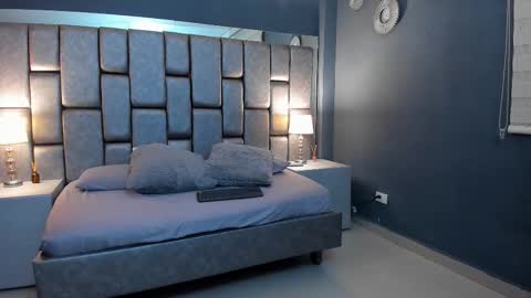 Cata Joness  My schedule 2200 - 0500 GMT -5 online show from 09.17.25