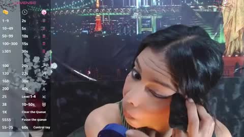 Queen Catalella online show from 04.17.26