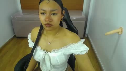 Snapshot of catalina25_t chatting on 09.28.25 catalina25_t online show from 09.28.25