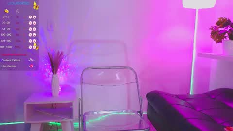 Catalina lovers online show from 11.06.25