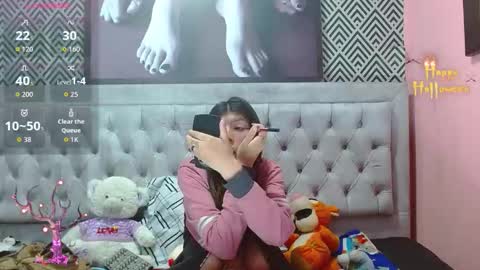 CATLINA HERRERA online show from 10.25.25