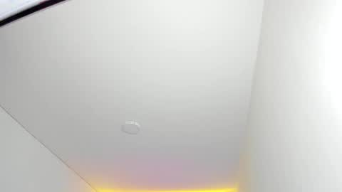 Snapshot of catalina_hot7 chatting on 10.31.25 catalina_hot7 online show from 10.31.25