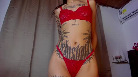 Snapshot of catalina_llanos chatting on 12.07.24 Catalina 3 online show from 12.07.24