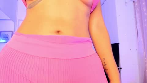 Snapshot of catalinamuss_ chatting on 02.21.25 Catalina online show from 02.21.25