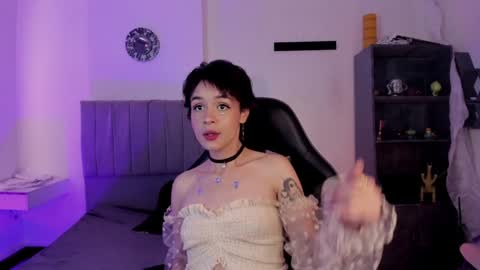 Cat  online show from 01.23.25