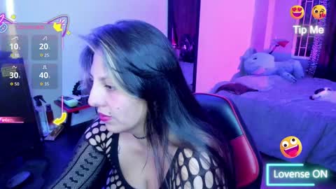  Mia   online show from 10.10.25